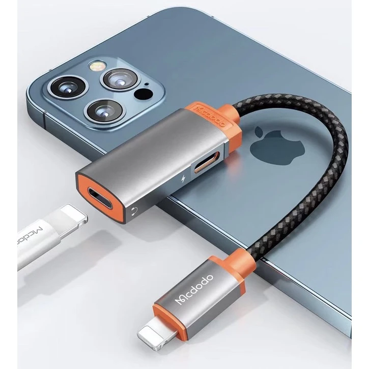 مبدل 1 به 2 لایتنینگ مک دودو مدل CA-0490 - Thumbnail 2